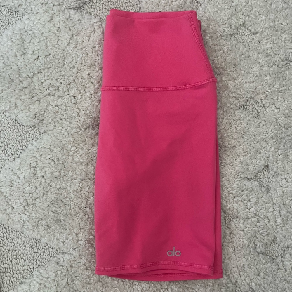 Alo 7” High-Waist Biker Short Pink | Part of Matching Set!
